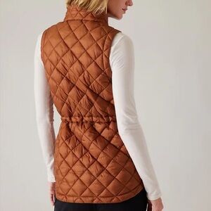 Athleta Whisper Featherless Vest Sequoia Brown NWT